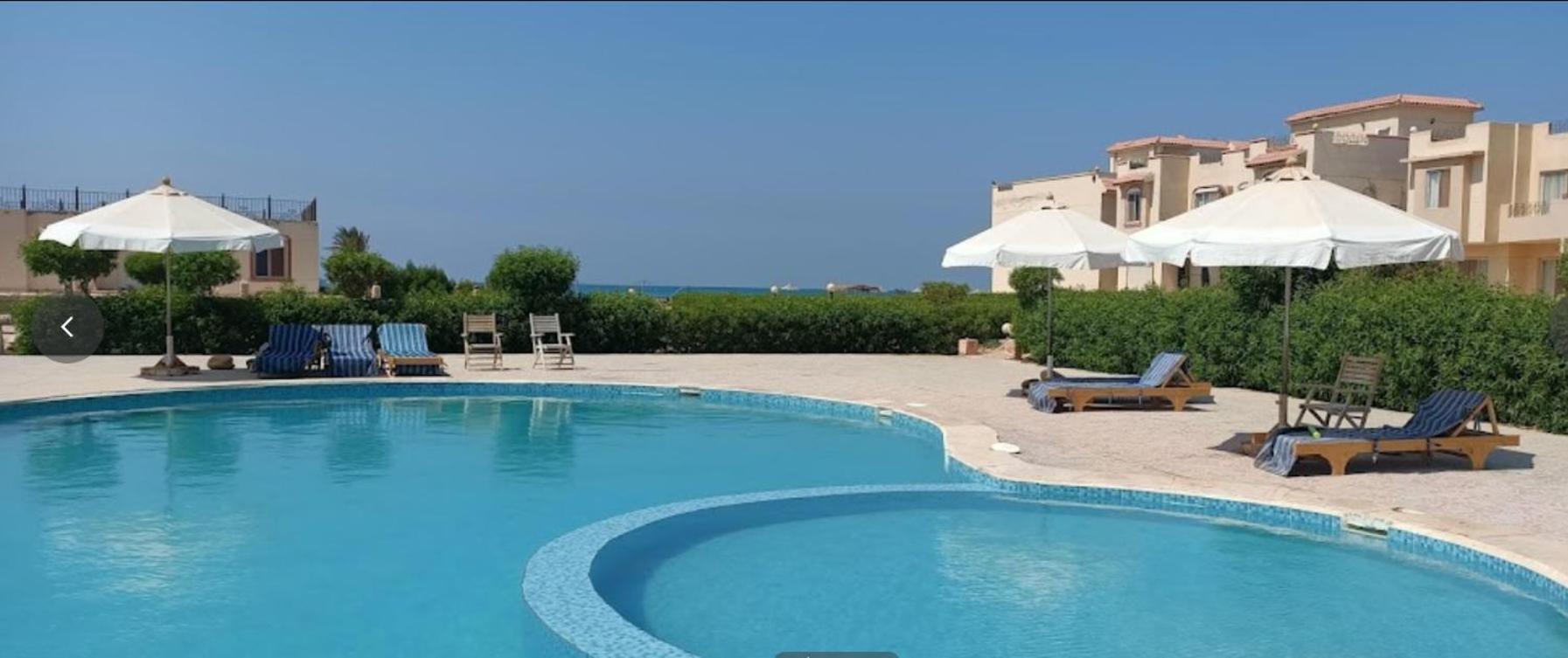 And Pools Front Challet In Apartment