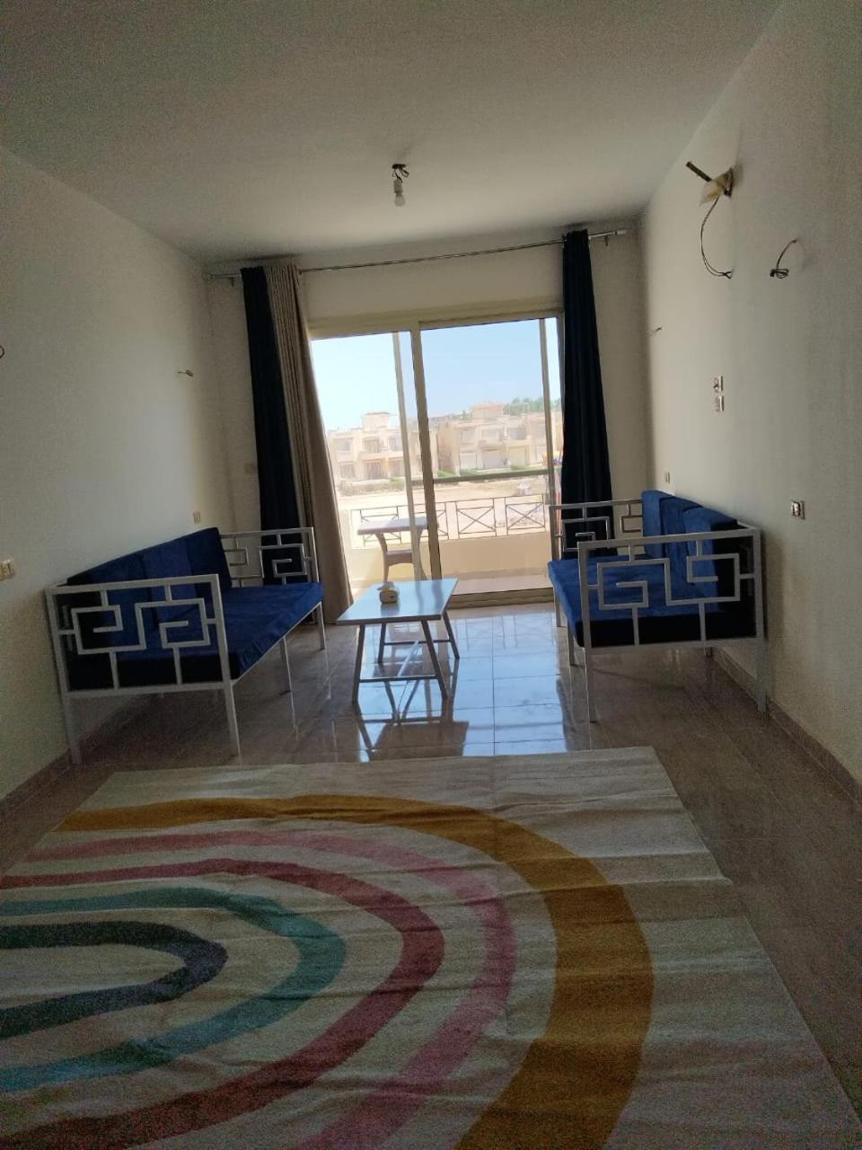 And Pools Front Challet In Apartment *